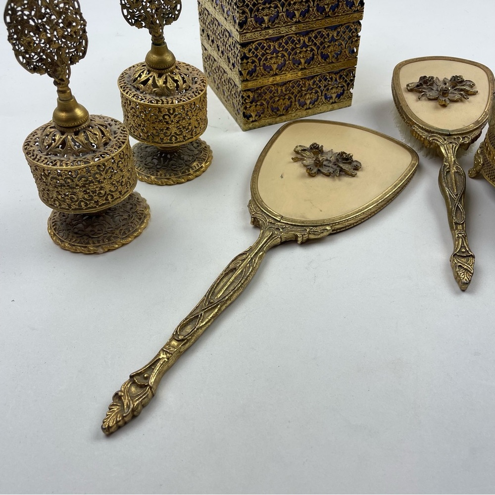 Vintage Filigree 6 Pc Vanity Set Hair Brush Hand Mirror & Perfume Tray Gold Tone - Picture 6 of 12